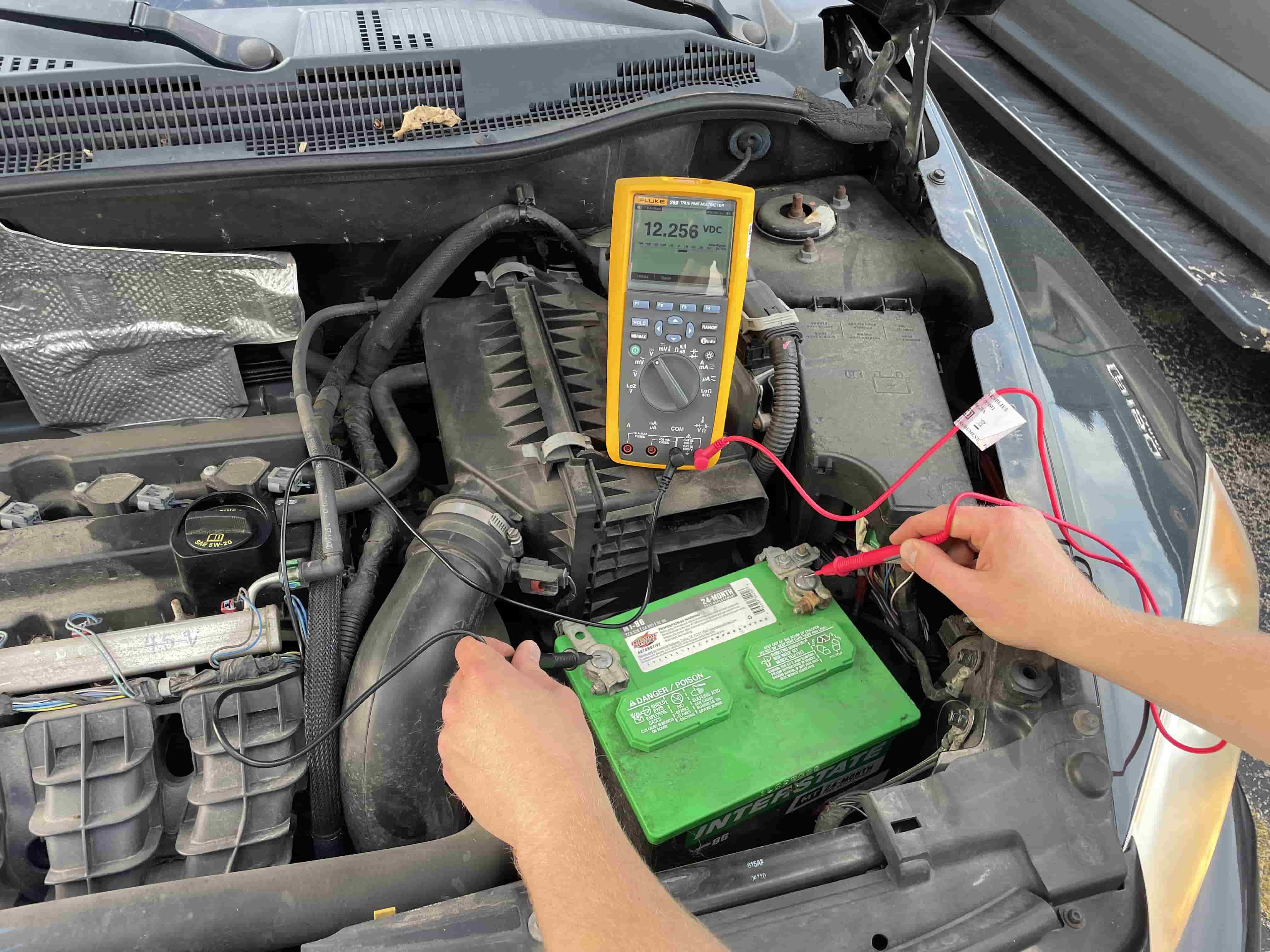How to Use a Multimeter - Testing a Car Battery With a Multimeter