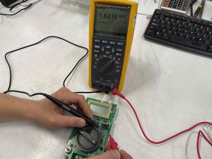 How to Use a Multimeter - Testing Diodes